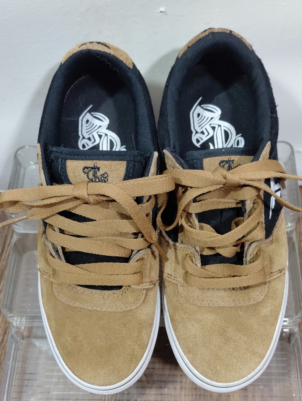 Fallen Regal Tommy Sandoval Skate Shoe Kids Tan Black Suede Sneakers Size 5